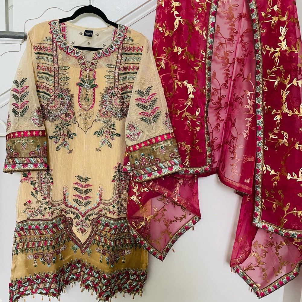 NWT pakistani indian 3pc suit